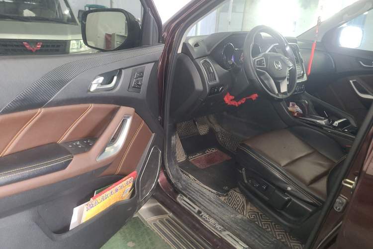 Used JMC Yusheng S350 2016 2.0T Automatic All-Wheel Drive Gasoline Luxury 7-Seater Driver Seat