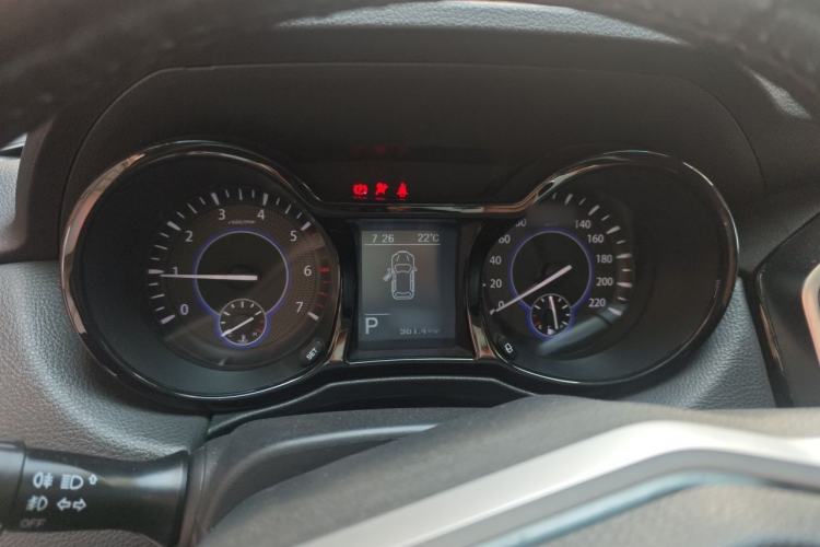 Used JMC Yusheng S350 2016 2.0T Automatic All-Wheel Drive Gasoline Ultra-Luxury 7-Seater Instrument Cluster