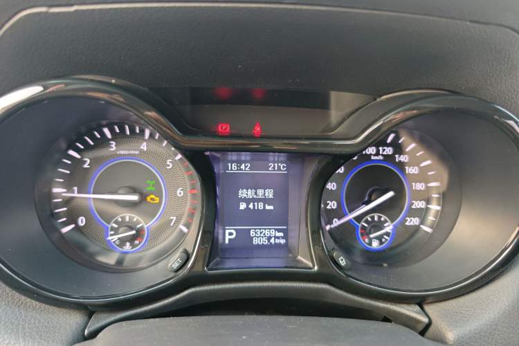 Used JMC Yusheng S350 2016 2.0T Automatic All-Wheel Drive Gasoline Ultra-Luxury 5-Seater Instrument Cluster