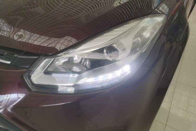 Used JMC Yusheng S350 2016 2.0T Automatic All-Wheel Drive Gasoline Luxury Edition 5 Seats Left Front Headlight