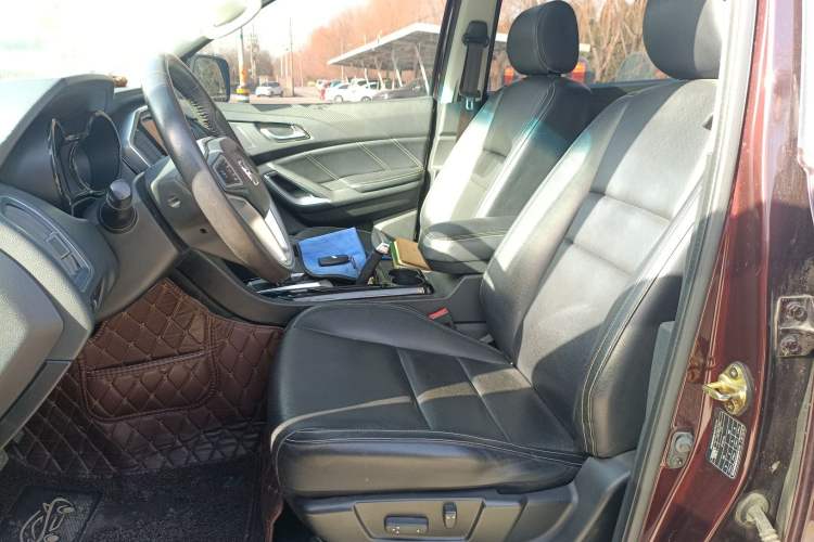 Used JMC Yusheng S350 2016 2.0T Automatic Two-Wheel Drive Gasoline Luxury Version with Sunroof 5 Seats Left Front Seat