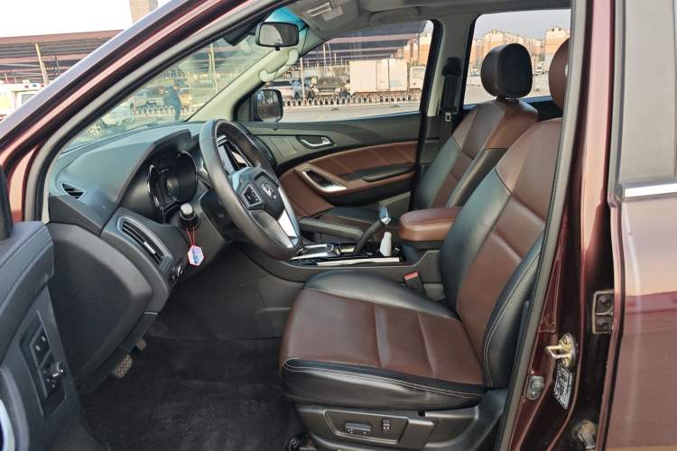 Used JMC Yusheng S350 2016 2.0T Automatic All-Wheel Drive Gasoline Ultra-Luxury 5-Seater Left Front Seat