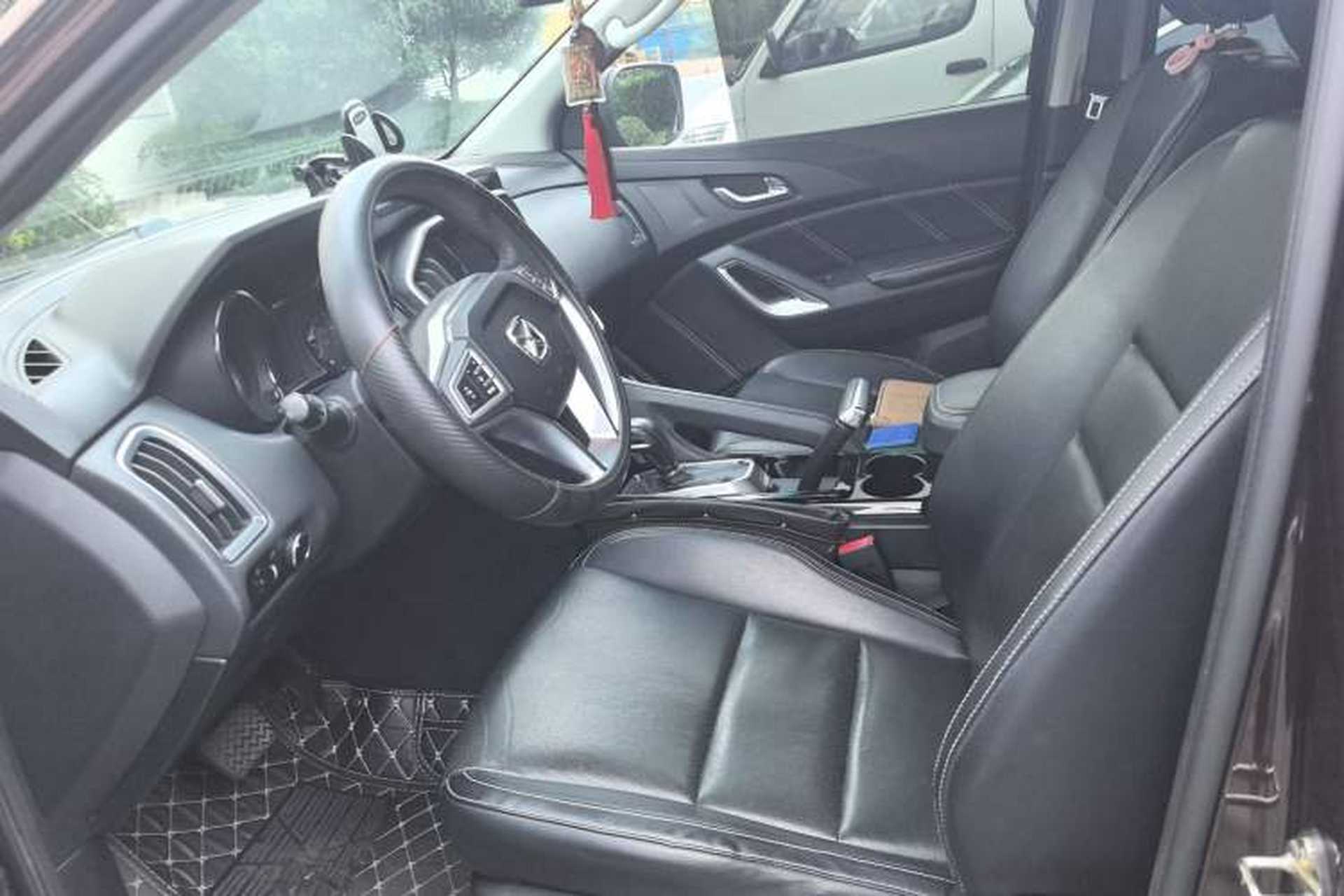 Used JMC Yusheng S350 2016 2.0T Automatic All-Wheel Drive Gasoline Ultra-Luxury 7-Seater Left Front Seat