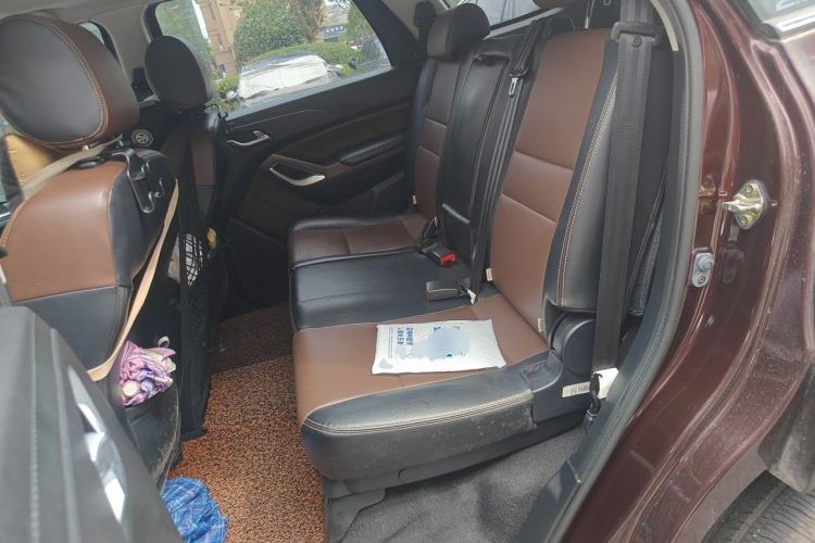 Used JMC Yusheng S350 2016 2.0T Automatic 2WD Gasoline Luxury Version with Sunroof 7 Seats Left Rear Seat