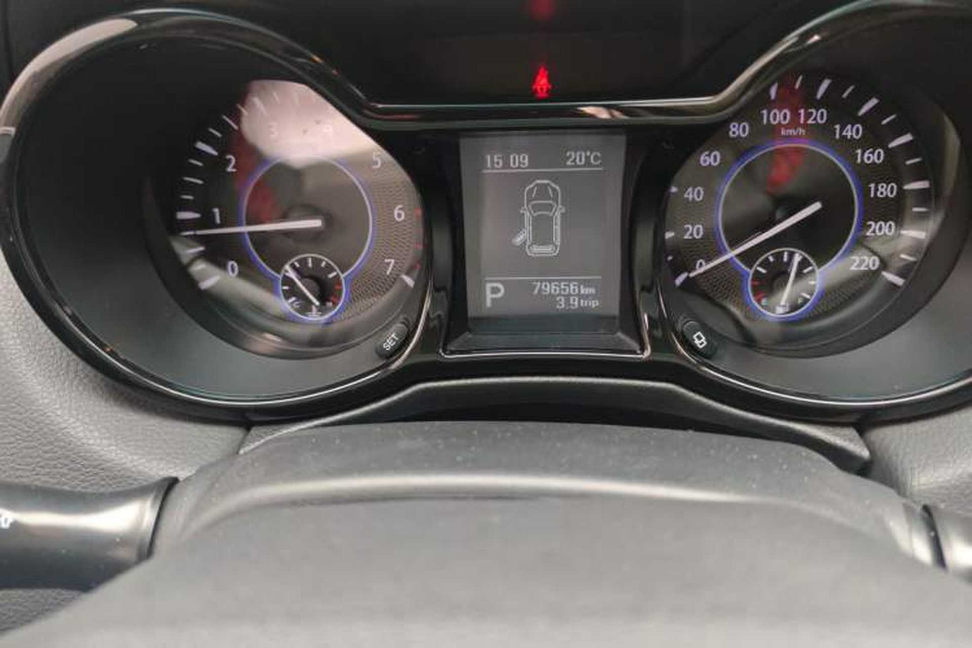 Used JMC Yusheng S350 2016 2.0T Automatic Two-Wheel Drive Gasoline Luxury Edition 5 Seats Odometer Close Up