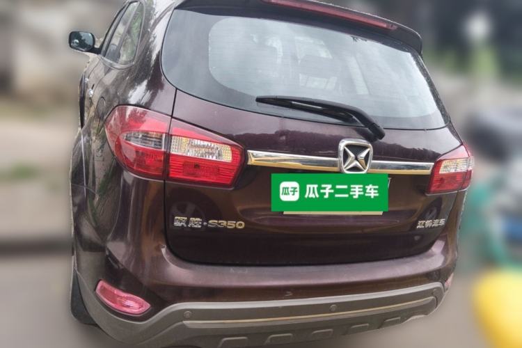 Used JMC Yusheng S350 2016 2.0T Automatic Two-Wheel Drive Gasoline Luxury Version with Sunroof 5 Seats Rear