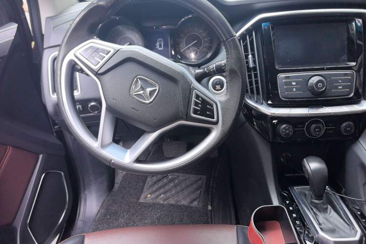 Used JMC Yusheng S350 2016 2.0T Automatic All-Wheel Drive Gasoline Luxury Version with Sunroof 5 Seats Steering Wheel