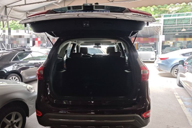 Used JMC Yusheng S350 2016 2.0T Automatic Two-Wheel Drive Gasoline Luxury Version with Sunroof 5 Seats Trunk