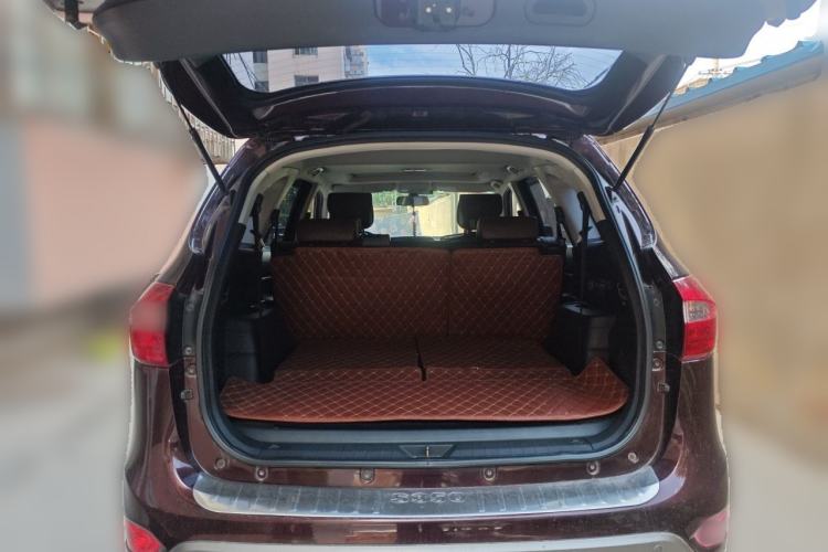 Used JMC Yusheng S350 2016 2.0T Automatic All-Wheel Drive Gasoline Ultra-Luxury 7-Seater Trunk