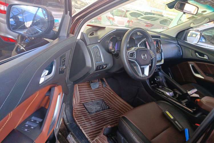 Used JMC Yusheng S350 2016 2.0T Automatic All-Wheel Drive Gasoline Ultra-Luxury 5-Seater Driver Seat