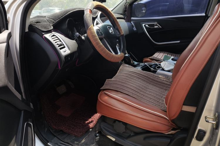 Used JMC Yusheng S350 2016 2.4T Automatic 2WD Diesel Luxury 5-Seater Driver Seat