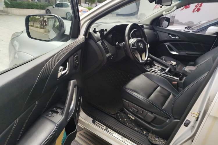 Used JMC Yusheng S350 2016 2.0T Automatic All-Wheel Drive Gasoline Ultra-Luxury 7-Seater Driver Seat