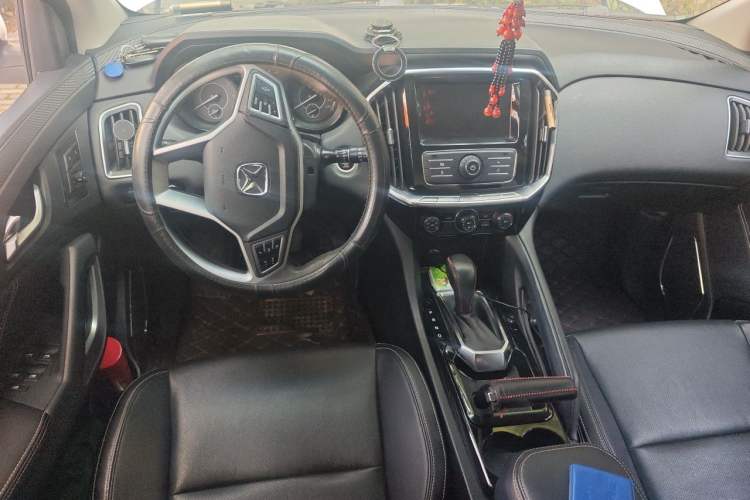 Used JMC Yusheng S350 2016 2.0T Automatic All-Wheel Drive Gasoline Luxury Version with Sunroof 5 Seats Center Console