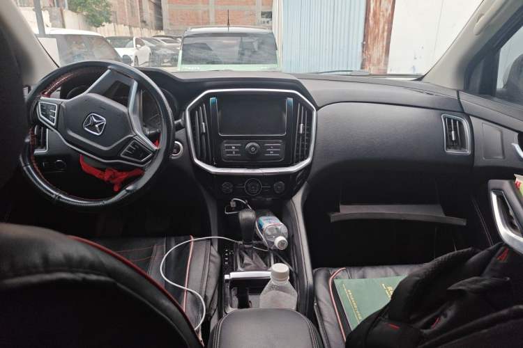 Used JMC Yusheng S350 2016 2.0T Automatic All-Wheel Drive Gasoline Luxury Edition 5 Seats Center Console