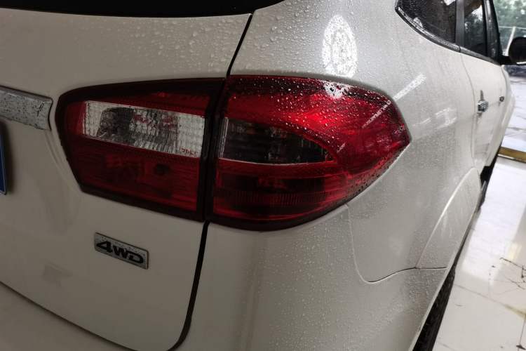 Used JMC Yusheng S350 2016 2.0T Automatic All-Wheel Drive Gasoline Luxury Version with Sunroof 5 Seats Exterior 6