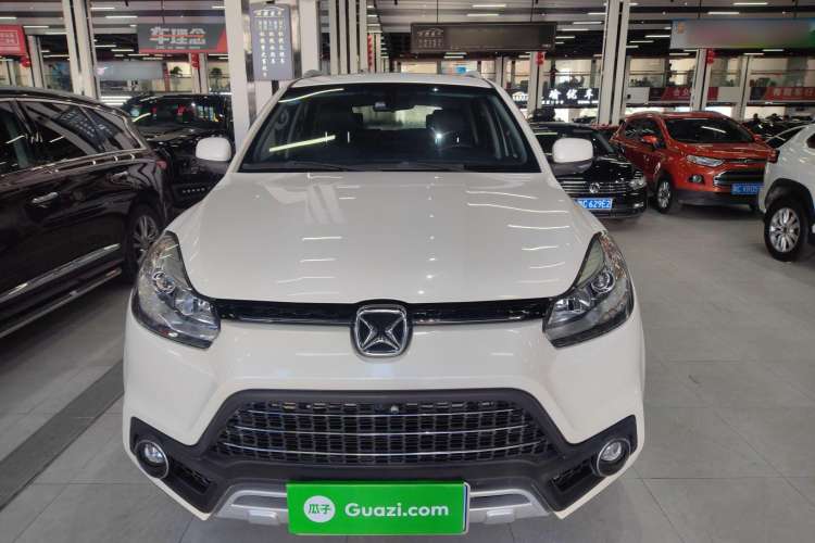 Used JMC Yusheng S350 2016 2.0T Automatic 4x4 Gasoline Luxury Version with Sunroof 7 Seats Front