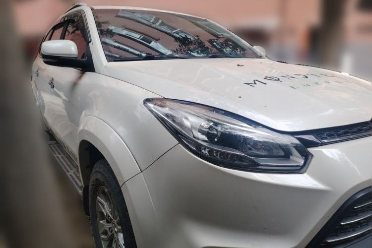 Used JMC Yusheng S350 2016 2.4T Automatic 4x4 Diesel Luxury 5-Seater Front Right 45 Deg