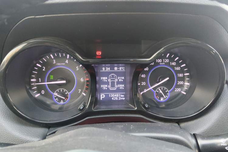 Used JMC Yusheng S350 2016 2.0T Automatic All-Wheel Drive Gasoline Luxury Version with Sunroof 5 Seats Instrument Cluster
