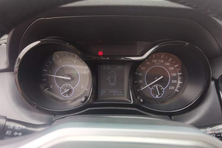 Used JMC Yusheng S350 2016 2.4T Automatic 4x4 Diesel Luxury 5-Seater Instrument Cluster