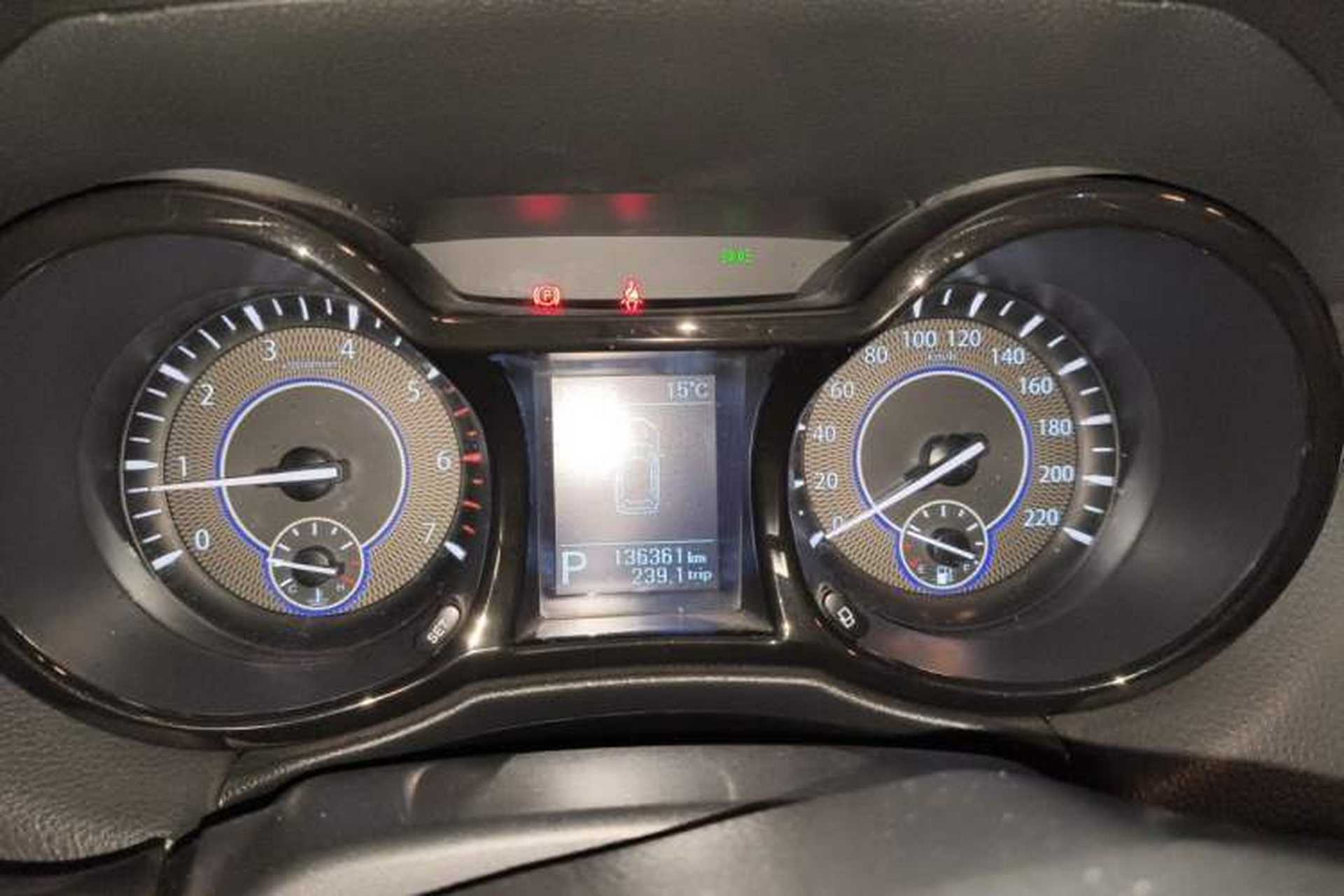 Used JMC Yusheng S350 2016 2.0T Automatic All-Wheel Drive Gasoline Ultra-Luxury 5-Seater Instrument Cluster