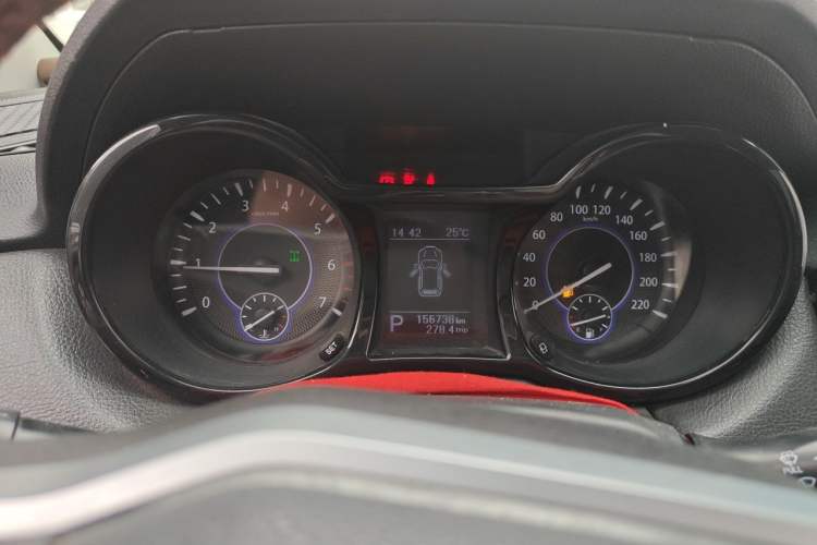 Used JMC Yusheng S350 2016 2.0T Automatic All-Wheel Drive Gasoline Luxury Edition 5 Seats Instrument Cluster
