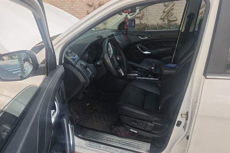 Used JMC Yusheng S350 2016 2.0T Automatic All-Wheel Drive Gasoline Luxury Version with Sunroof 5 Seats Left Front Seat