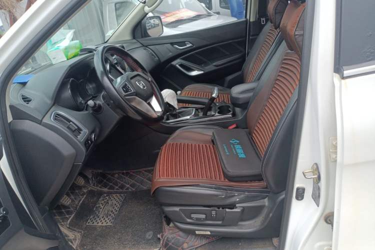 Used JMC Yusheng S350 2016 2.0T Manual 4x4 Gasoline Luxury Sunroof Version 5 Seats Left Front Seat