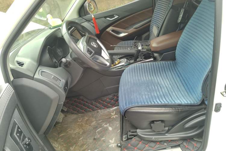 Used JMC Yusheng S350 2016 2.4T Automatic 2WD Diesel Luxury 5-Seater Left Front Seat