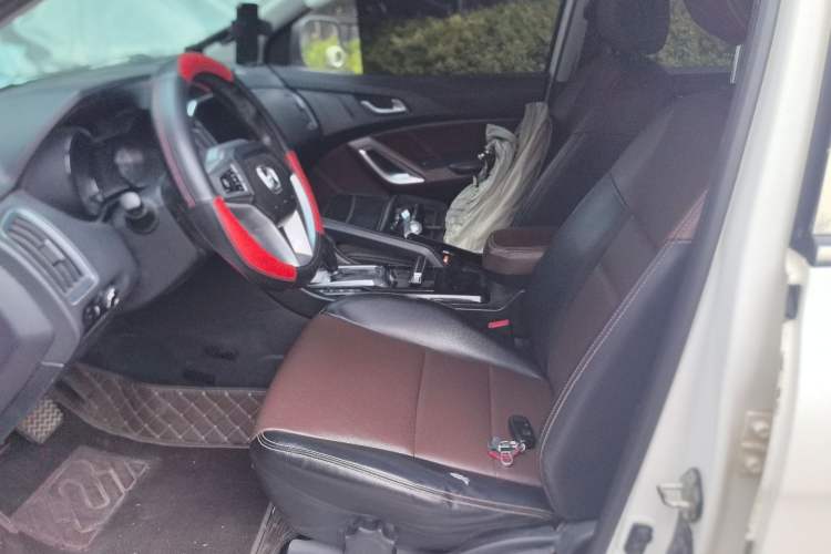 Used JMC Yusheng S350 2016 2.4T Automatic 4x4 Diesel Luxury 5-Seater Left Front Seat