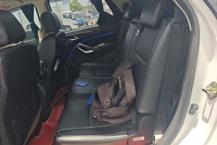 Used JMC Yusheng S350 2016 2.0T Automatic 2WD Gasoline Luxury Version with Sunroof 7 Seats Left Rear Seat
