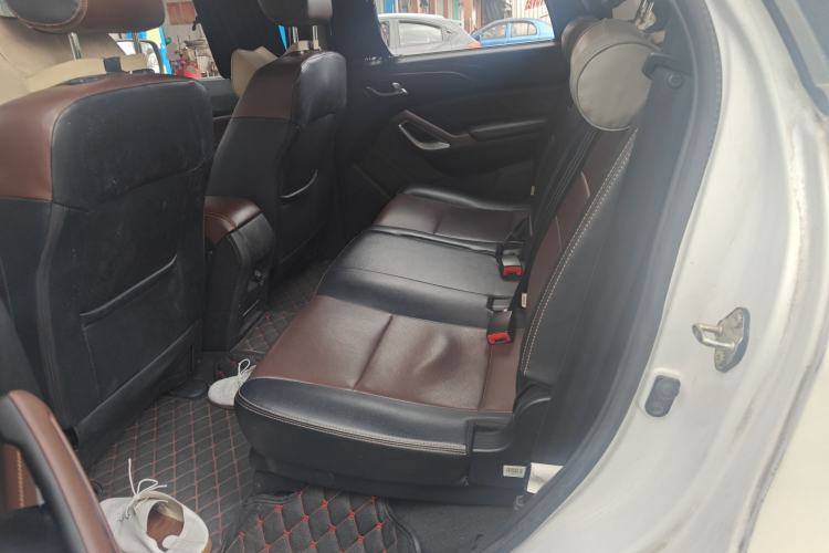 Used JMC Yusheng S350 2016 2.0T Automatic 4x4 Gasoline Luxury Version with Sunroof 7 Seats Left Rear Seat