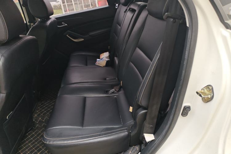 Used JMC Yusheng S350 2016 2.0T Automatic All-Wheel Drive Gasoline Luxury Edition 5 Seats Left Rear Seat