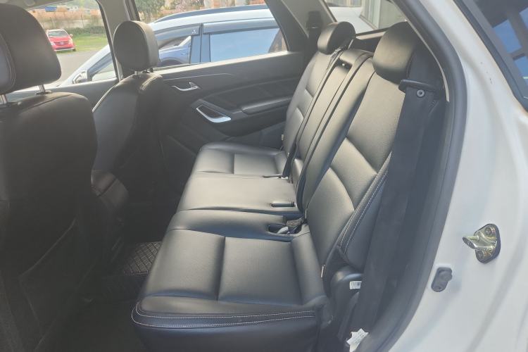 Used JMC Yusheng S350 2016 2.0T Automatic All-Wheel Drive Gasoline Luxury Version with Sunroof 5 Seats Left Rear Seat