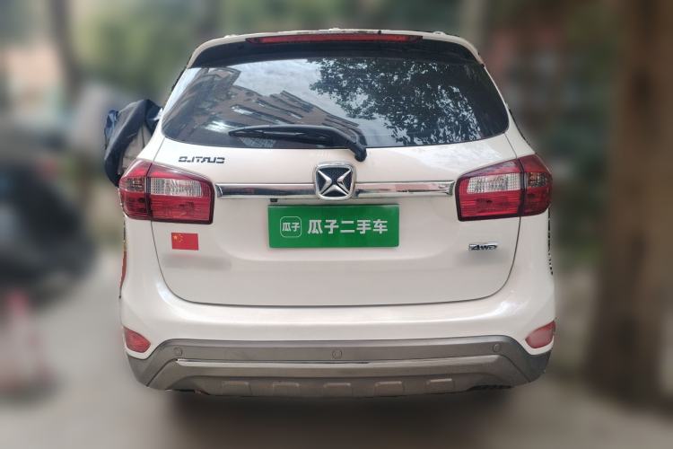 Used JMC Yusheng S350 2016 2.4T Automatic 4x4 Diesel Luxury 5-Seater Rear