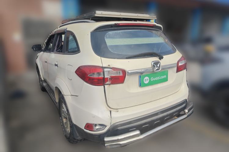 Used JMC Yusheng S350 2016 2.0T Automatic 4x4 Gasoline Luxury Version with Sunroof 7 Seats Rear Left 45 Deg