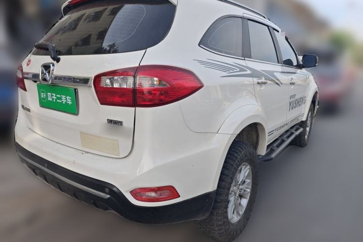 Used JMC Yusheng S350 2016 2.0T Automatic All-Wheel Drive Gasoline Luxury Version with Sunroof 5 Seats Rear Right 45 Deg