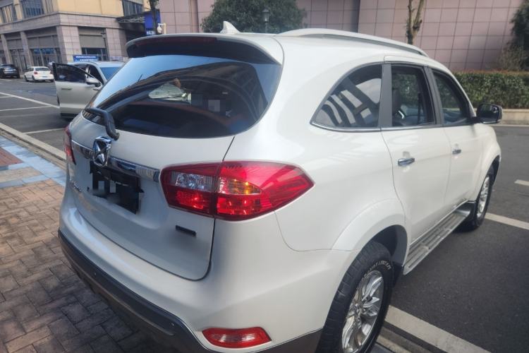 Used JMC Yusheng S350 2016 2.0T Automatic All-Wheel Drive Gasoline Luxury Version with Sunroof 5 Seats Rear Right 45 Deg
