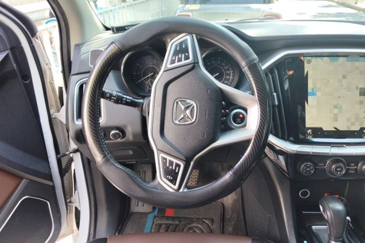 Used JMC Yusheng S350 2016 2.0T Automatic All-Wheel Drive Gasoline Ultra-Luxury 5-Seater Steering Wheel