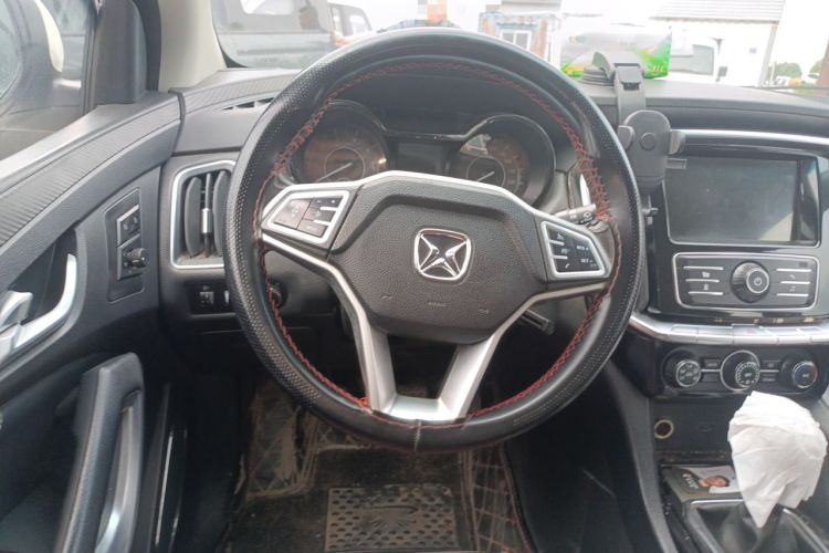 Used JMC Yusheng S350 2016 2.0T Manual 4x4 Gasoline Luxury Sunroof Version 5 Seats Steering Wheel