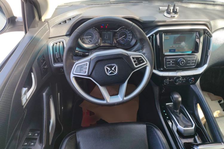 Used JMC Yusheng S350 2016 2.0T Automatic All-Wheel Drive Gasoline Luxury Version with Sunroof 5 Seats Steering Wheel