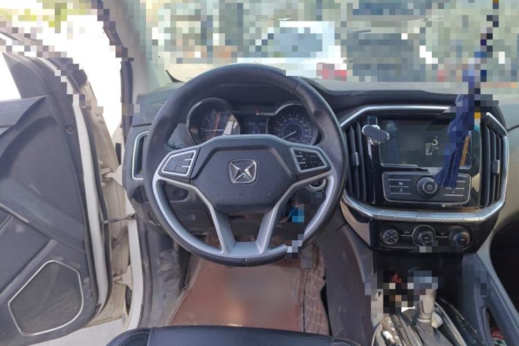Used JMC Yusheng S350 2016 2.0T Automatic Two-Wheel Drive Gasoline Luxury Edition 5 Seats Steering Wheel