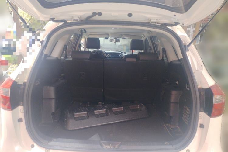 Used JMC Yusheng S350 2016 2.4T Automatic 4x4 Diesel Luxury 5-Seater Trunk