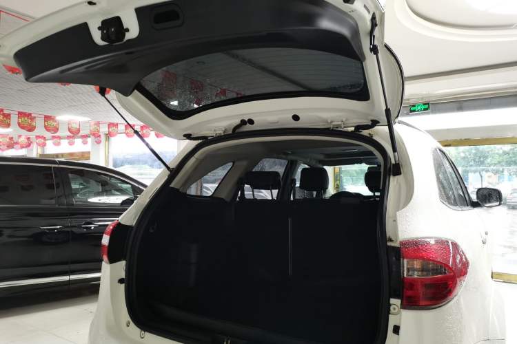 Used JMC Yusheng S350 2016 2.0T Automatic All-Wheel Drive Gasoline Luxury Version with Sunroof 5 Seats Trunk