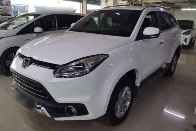 Ojetý JMC Yusheng S350 2016 2.0T Automatic Two-Wheel Drive Gasoline Luxury Version with Sunroof 5 Seats