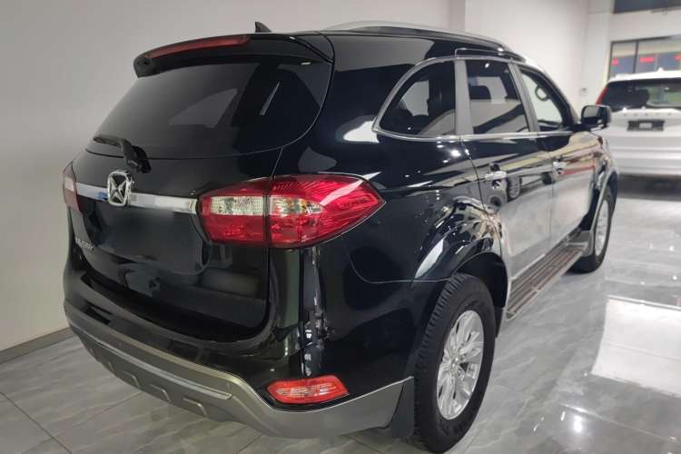 Used JMC Yusheng S350 2017 2.0T Automatic 2WD Diesel Luxury Version with Sunroof 7 Seats Rear Right 45 Deg