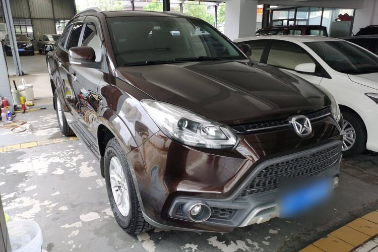 Used JMC Yusheng S350 2017 2.0T Automatic 2WD Diesel Luxury Version with Sunroof 5 Seats Exterior 2