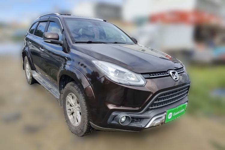 Used JMC Yusheng S350 2017 2.0T Automatic 2WD Diesel Luxury Version with Sunroof 7 Seats Front Right 45 Deg