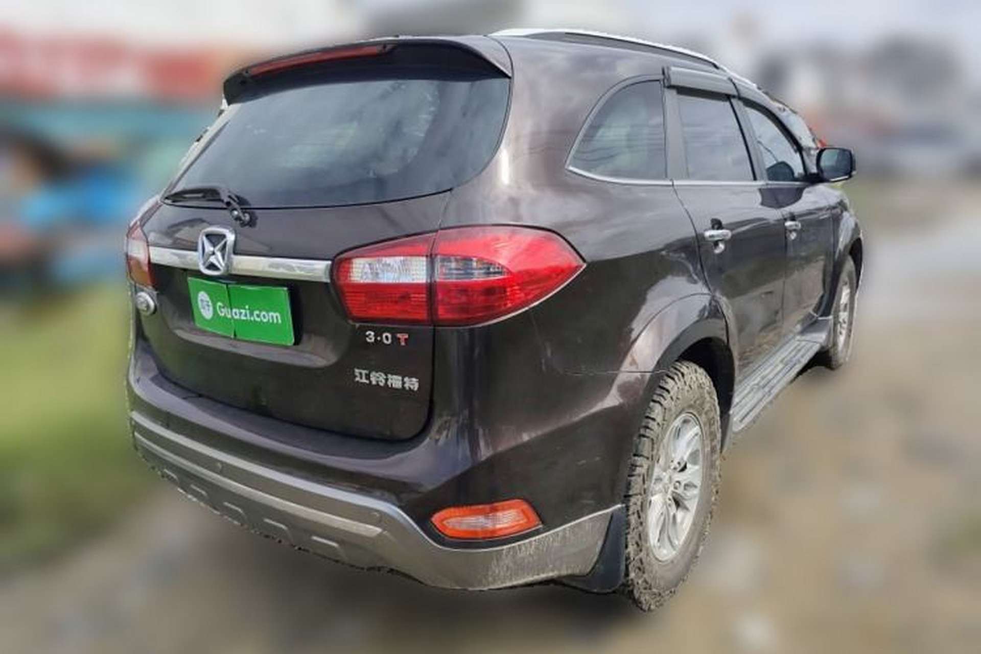 Used JMC Yusheng S350 2017 2.0T Automatic 2WD Diesel Luxury Version with Sunroof 7 Seats Rear Right 45 Deg