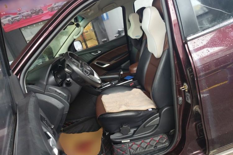 Used JMC Yusheng S350 2017 2.0T Automatic 2WD Diesel Luxury Edition 5 Seats Left Front Seat