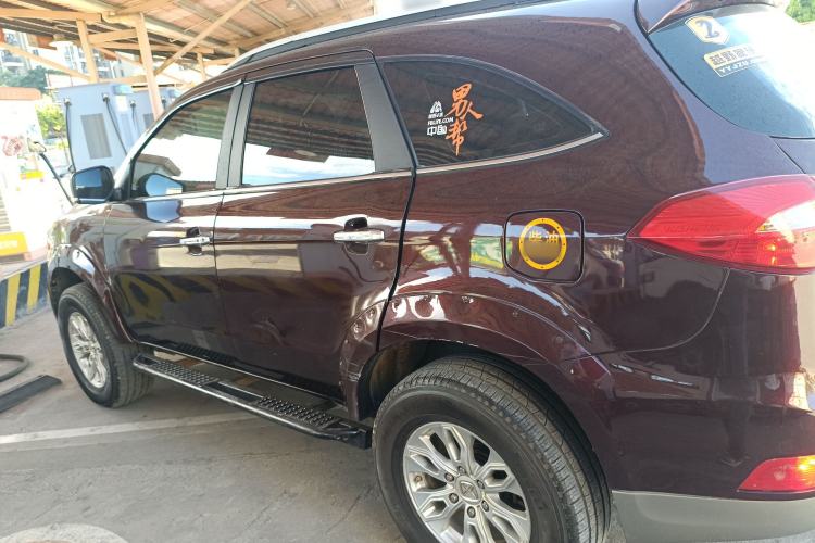 Used JMC Yusheng S350 2017 2.0T Automatic 2WD Diesel Luxury Version with Sunroof 5 Seats Left Side